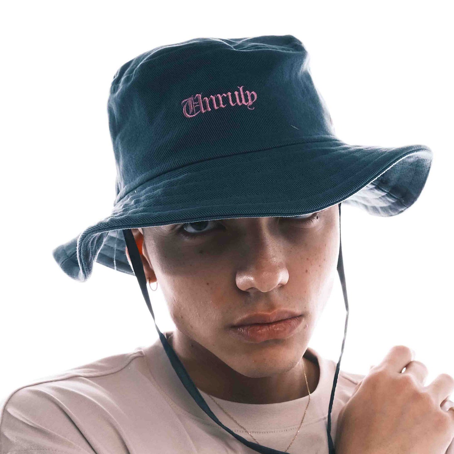 Unruly Wavy - Bucket Hat